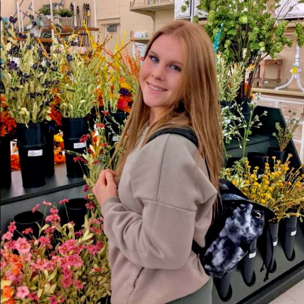 Meet your Posher, Allyson